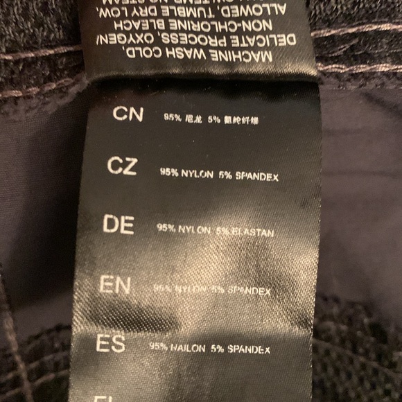 Kuhl Shorts - Picture 4 of 9